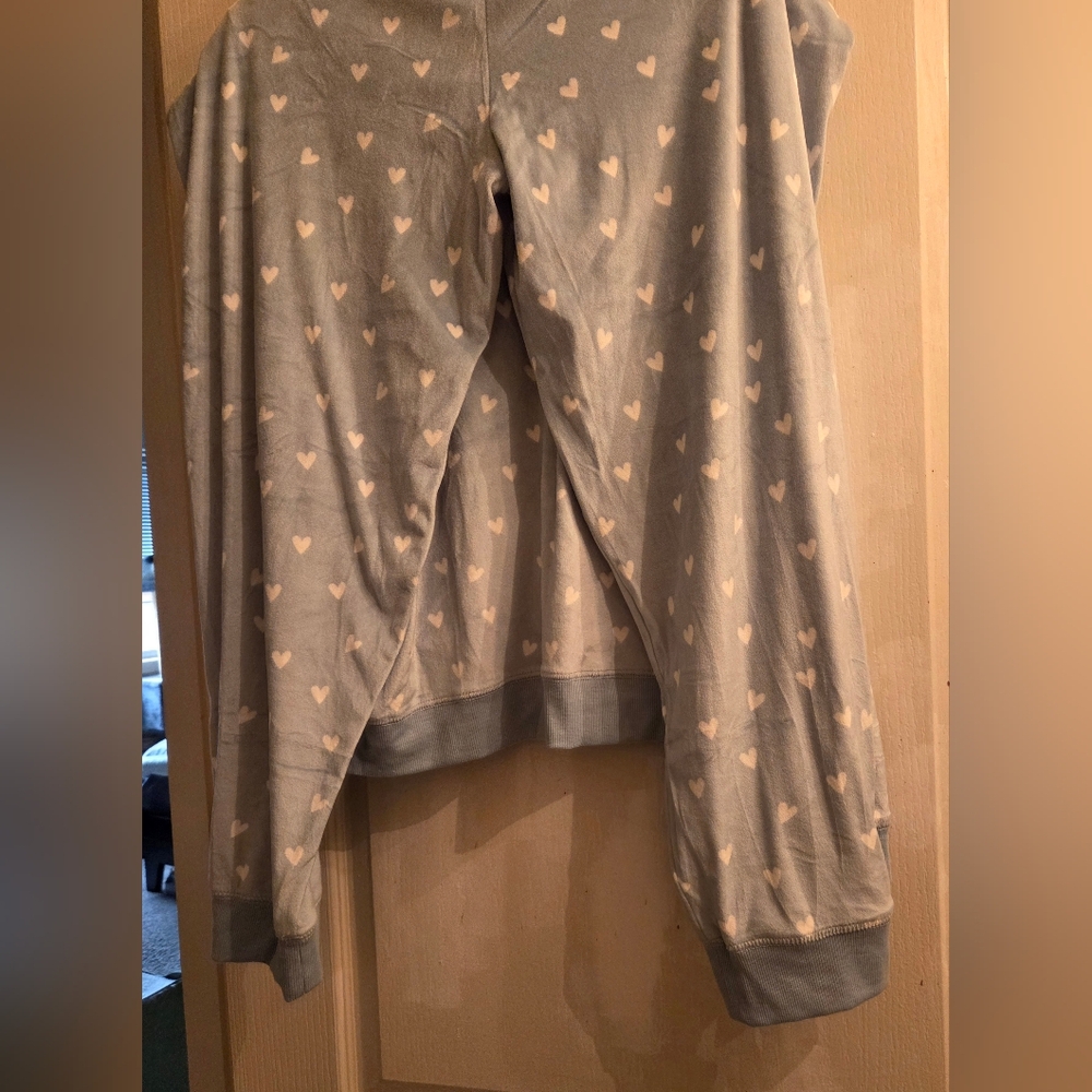 Honeydew Women's 2-Piece Fleece Lounge Pajama Set, Light Blue & White Hearts - Picture 2 of 7